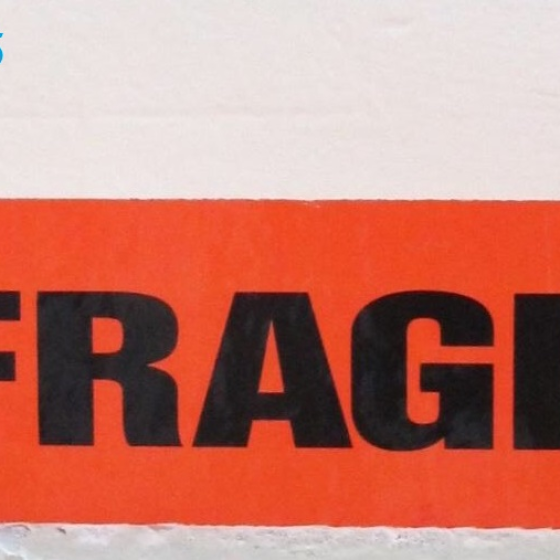  Băng keo in chữ  hàng dể vỡ 